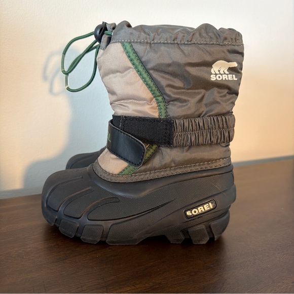 Sorel Waterproof Flurry Winter Boots Boy Youth 10 Green/taupe/black  Mid - Picture 3 of 10